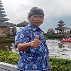 made-mertayasa-tour-guide